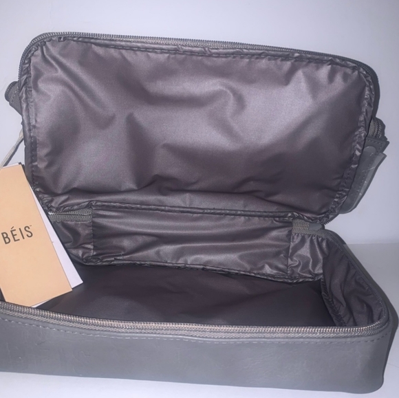 NWT BEIS The Dopp Kit Grey - Picture 10 of 17
